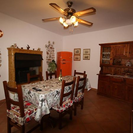 Vila Casa Angelo Torri Del Benaco Exteriér fotografie