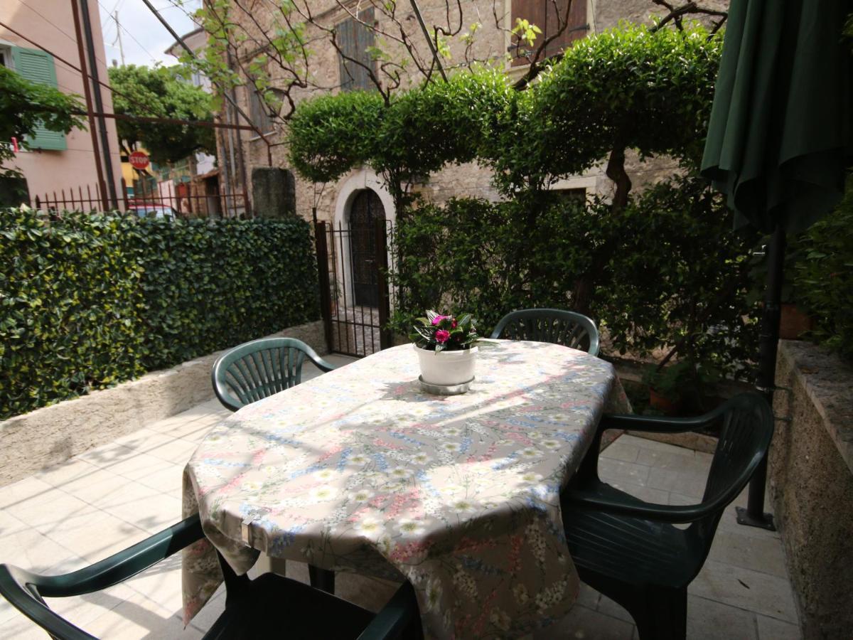 Vila Casa Angelo Torri Del Benaco Exteriér fotografie